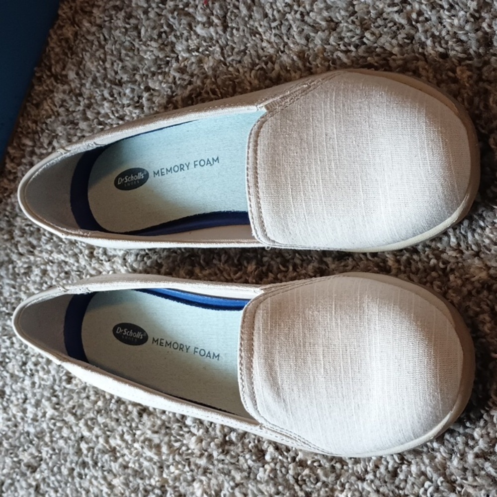 Dr. Scholl's Cream Flats with Memory Foam